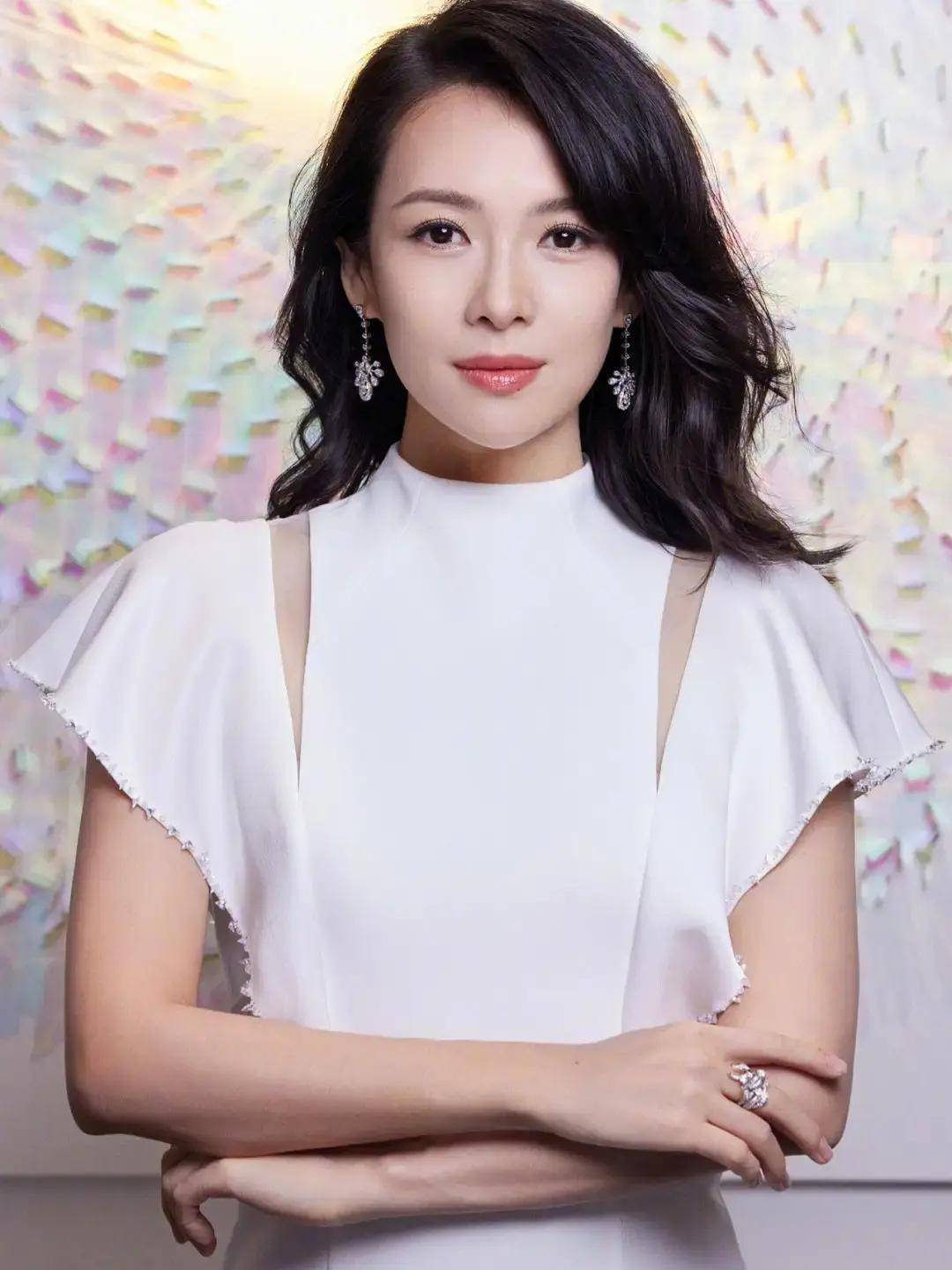 娱乐圈中的章子怡,演技棒长得美丽,做人也很老实