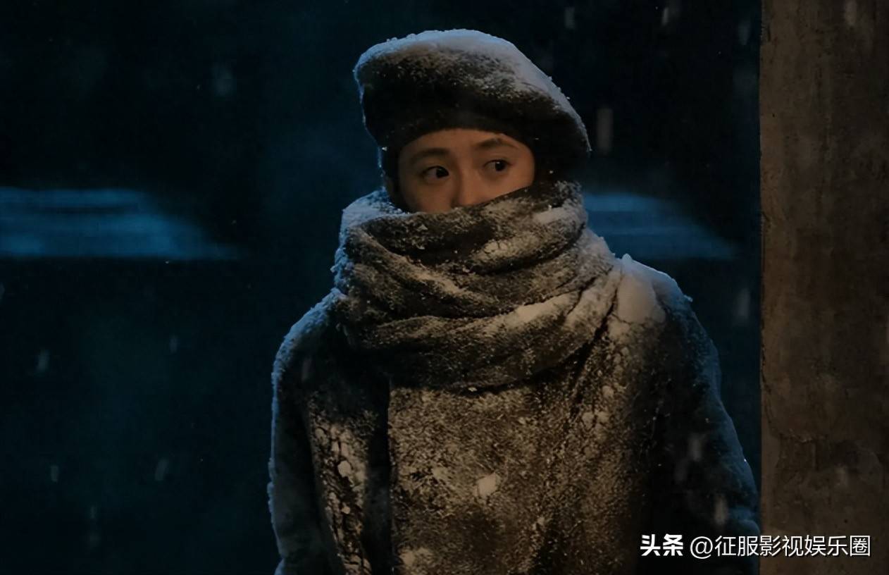 重温悬崖之上:小兰回房脱险情节,她为什么要将钥匙插进锁孔