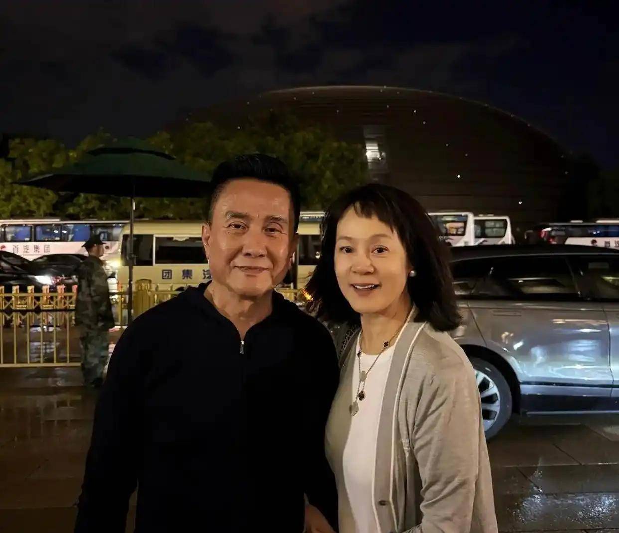 原创张志坚的妻子是她难怪古稀之年还能上93晚会娶贤妻真值了