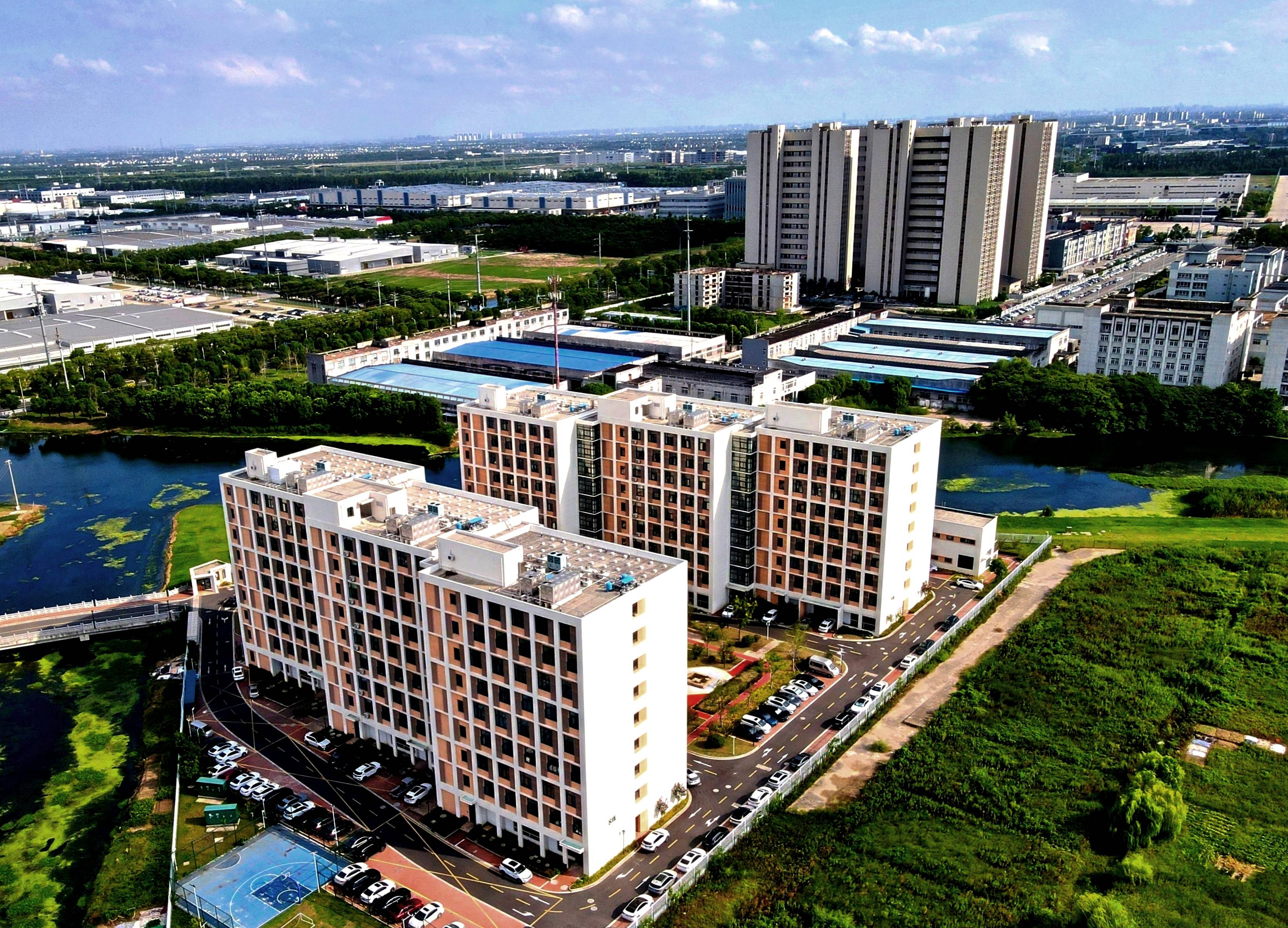 ֲکʱາīд¡ ׽조ӱȫ黭Ʒչڽճ¡Ļ