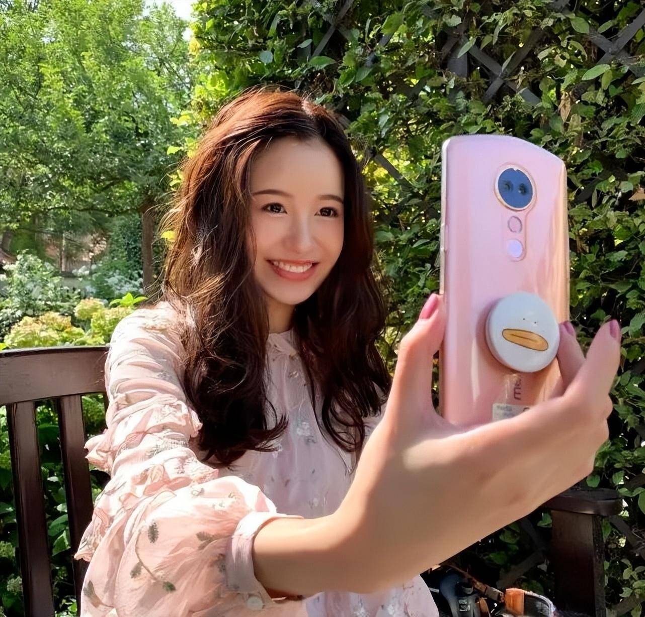 张子萱才是真的心机女,借陈赫之手逃离前夫,至今从不秀恩爱