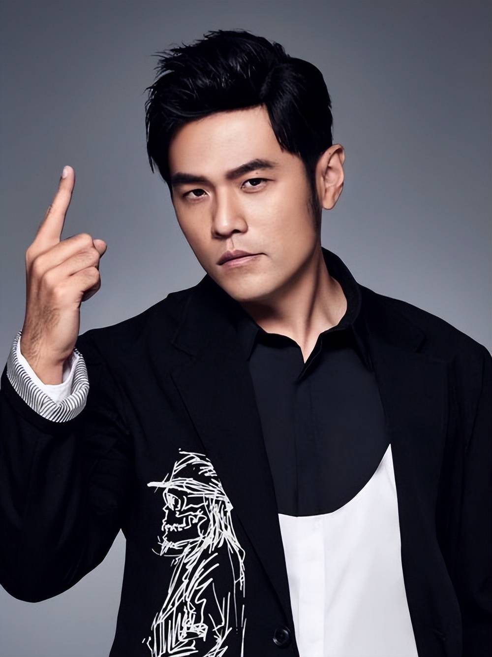 周杰伦方回应连续17年捐款助学:原本就要做的事情,不会特别去讲