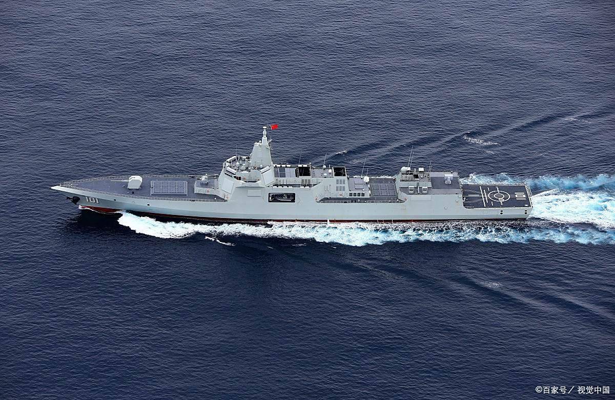 从8000吨到26000吨!现代巡洋舰如何成为海上堡垒