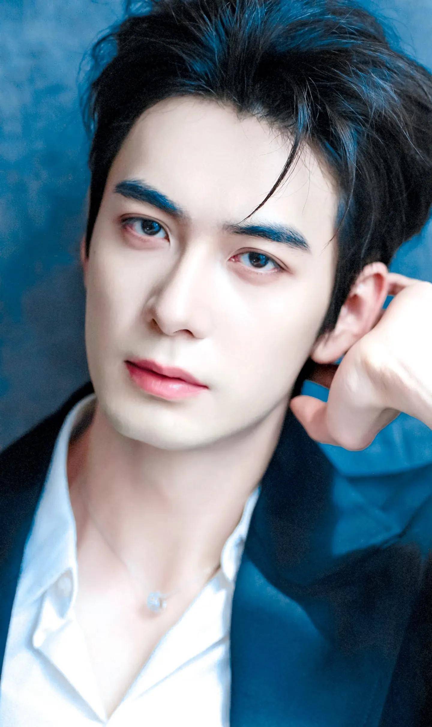 原创九位95后男明星颜值与实力兼具帅爆了有你喜欢的吗