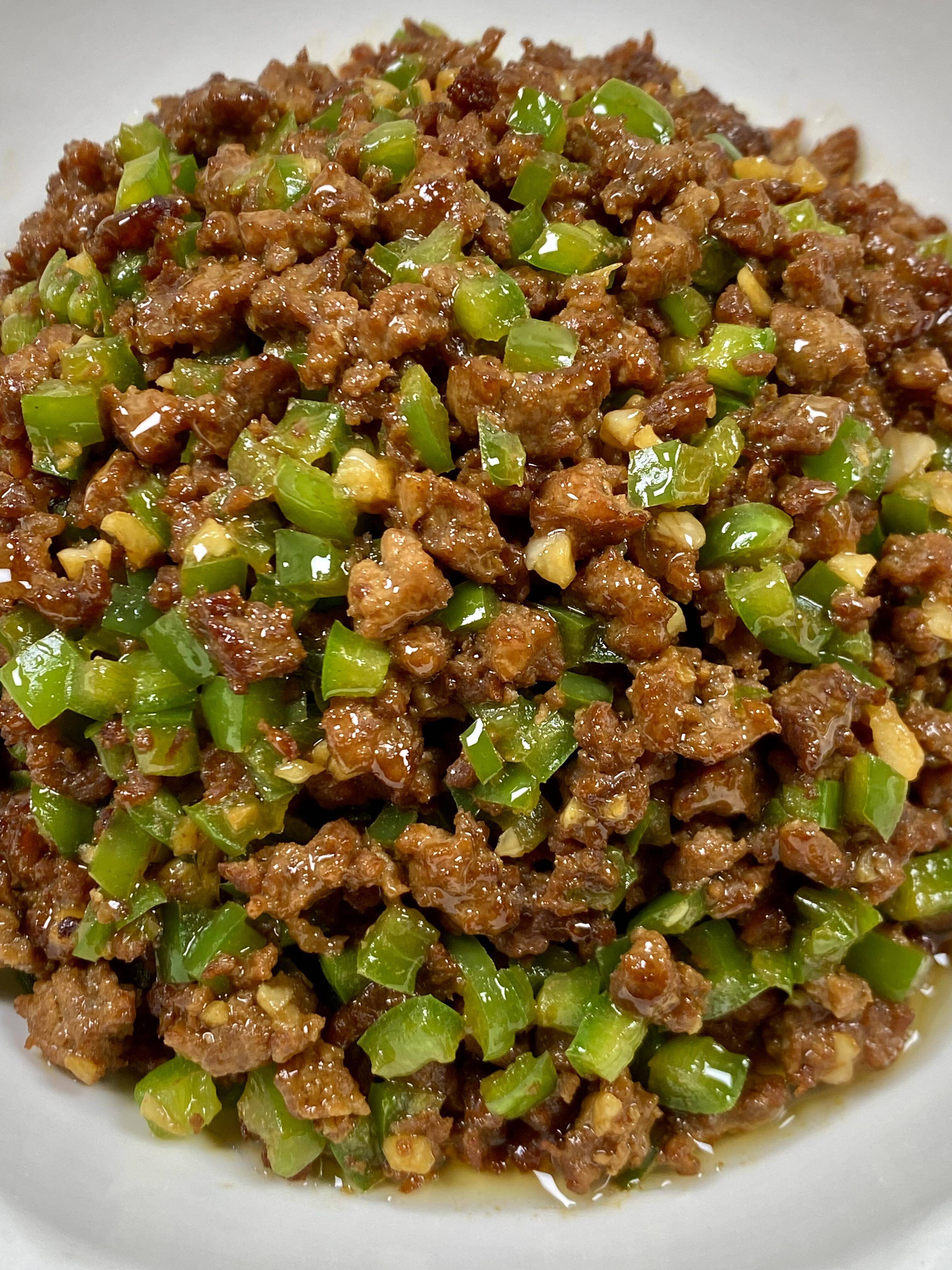 饭店青椒炒肉末的家常做法关键两步不油不腻