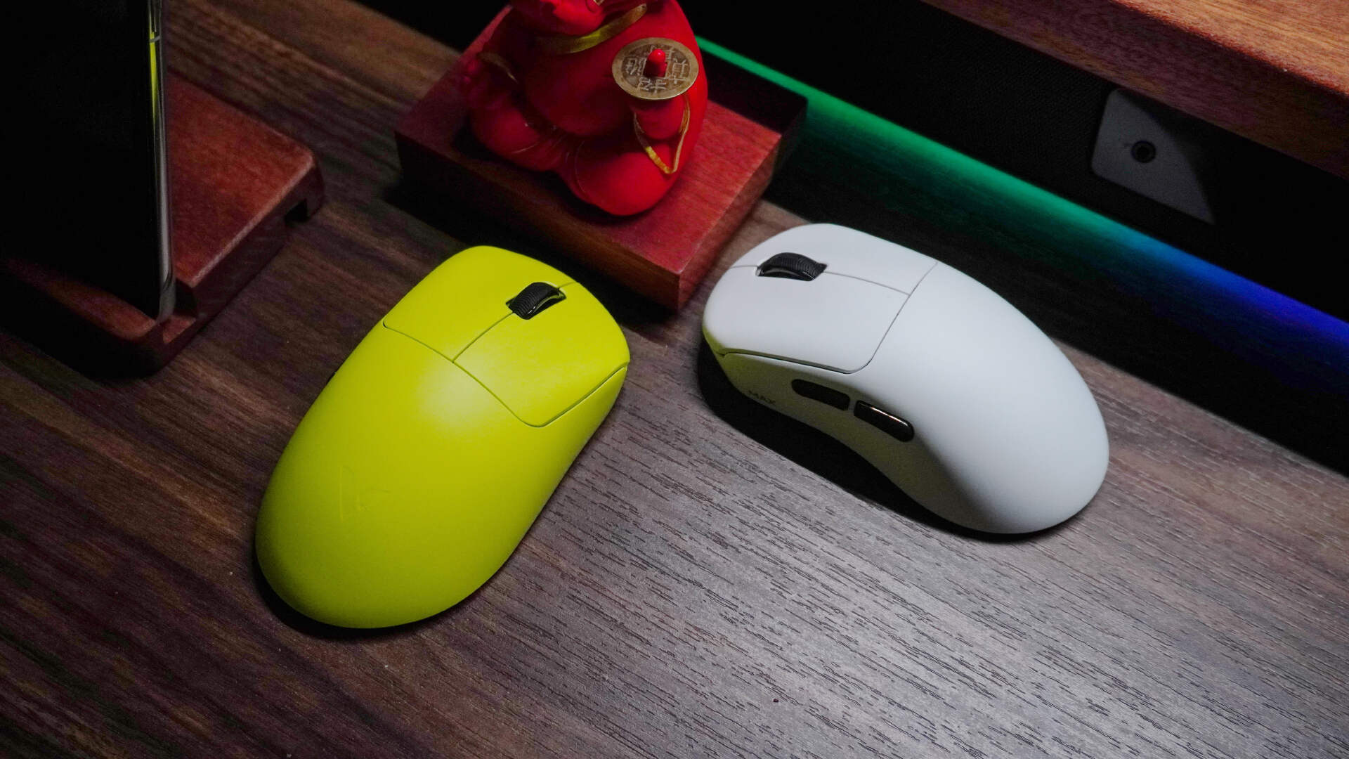 卷得厉害!百元拿下高水平电竞鼠标太划算~雷柏VT3s系列鼠标带感