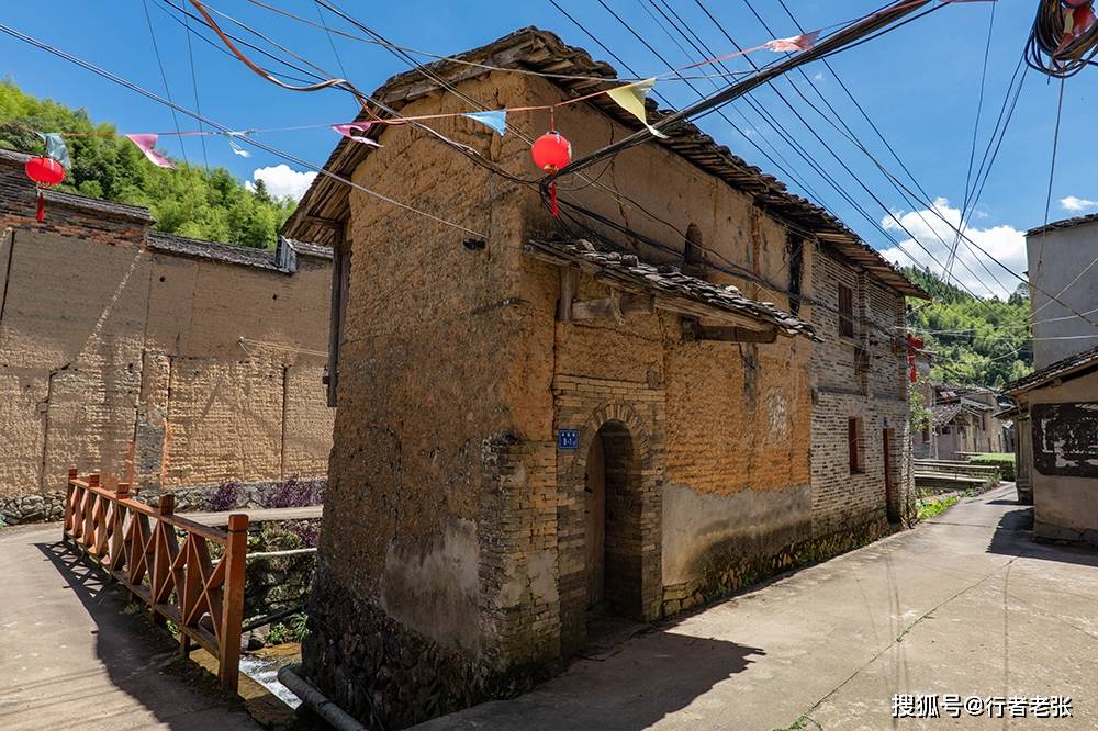 走遍福建古村落,古田大山里的千年古村,二百年古民居带五层"炮楼"