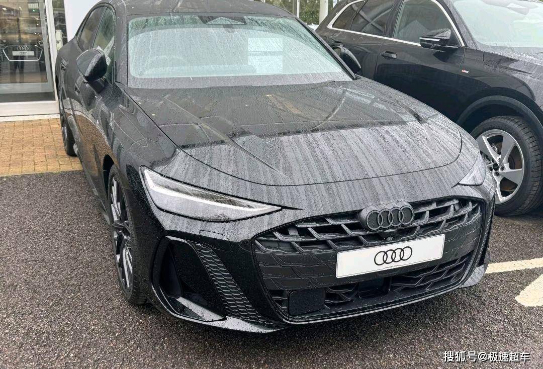 新一代奥迪A6实车曝光,配置丰富,新外观极具辨识度_搜狐汽车_搜狐网