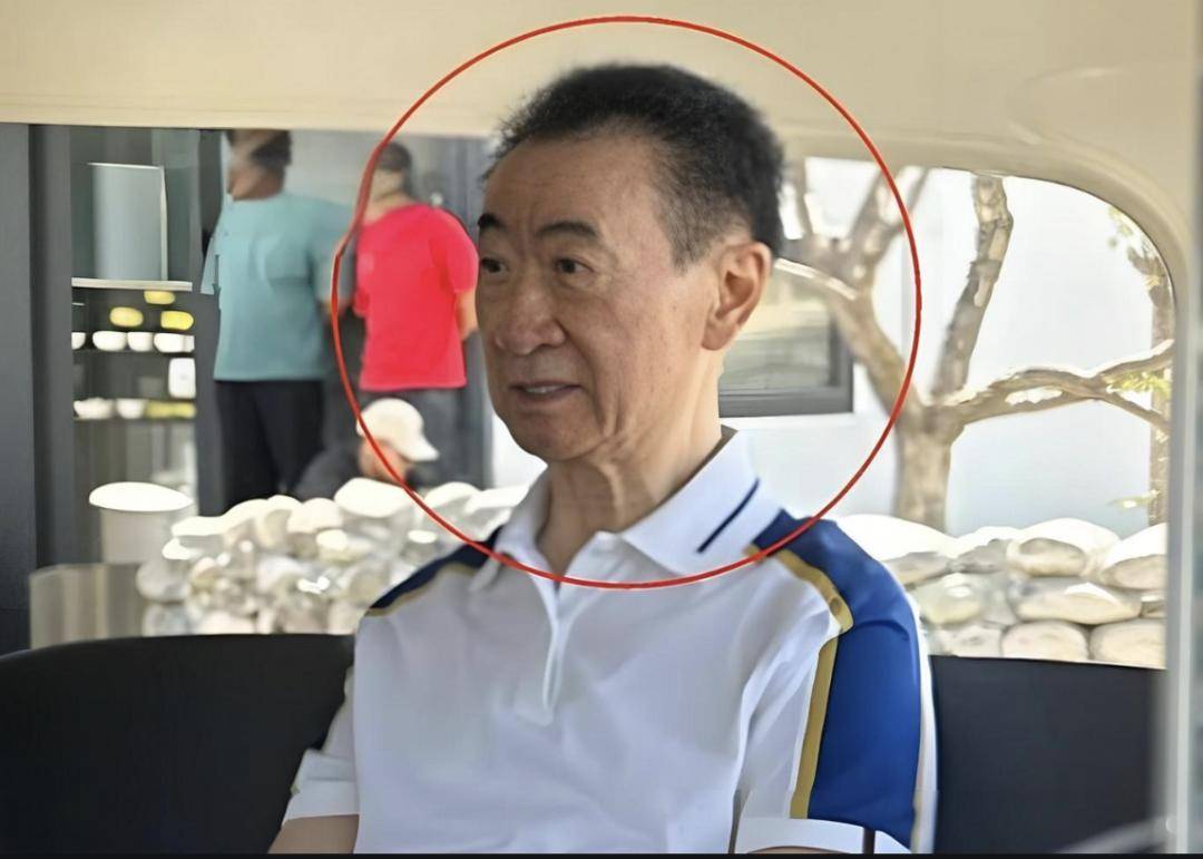 王江（Wang Jianlin