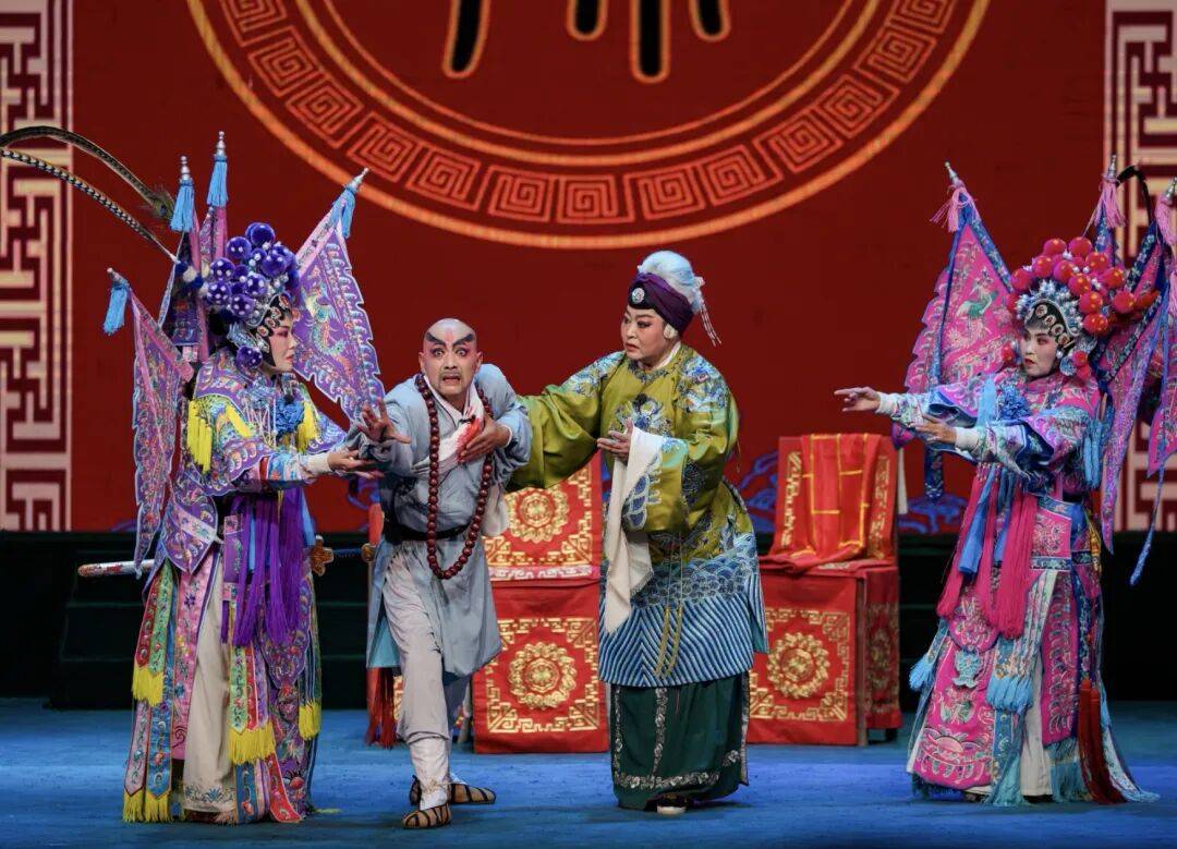 梨园堂唱响压轴大戏 《笑泯情仇》谱写艺术周华彩终章