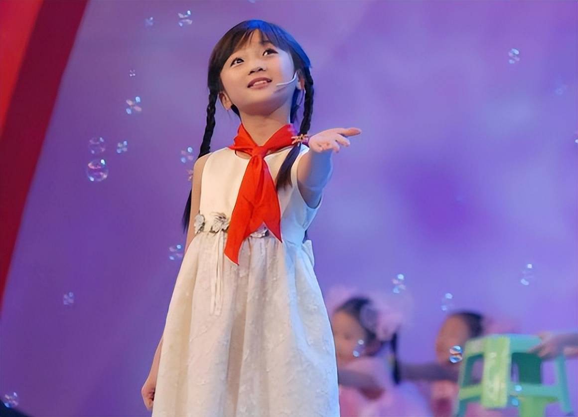 惊艳世界的林妙可,12岁与38岁演员拍亲密戏,现状却令人唏嘘