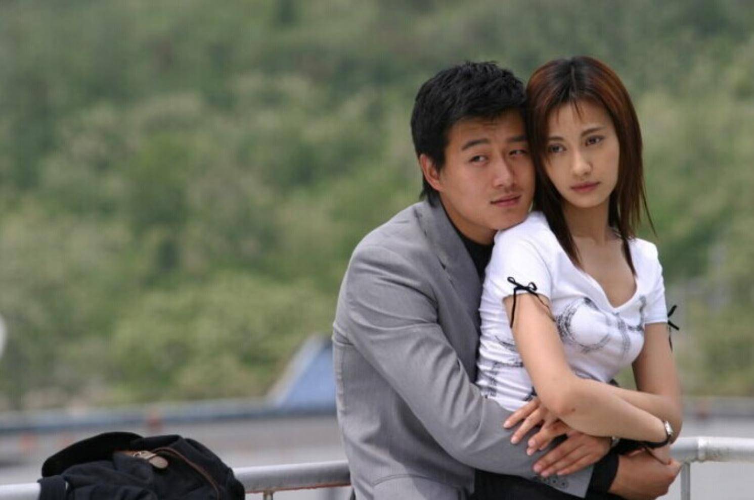 杨雪长得漂亮有演技,事业当红时嫁人生一女,现在活成喜欢的自己