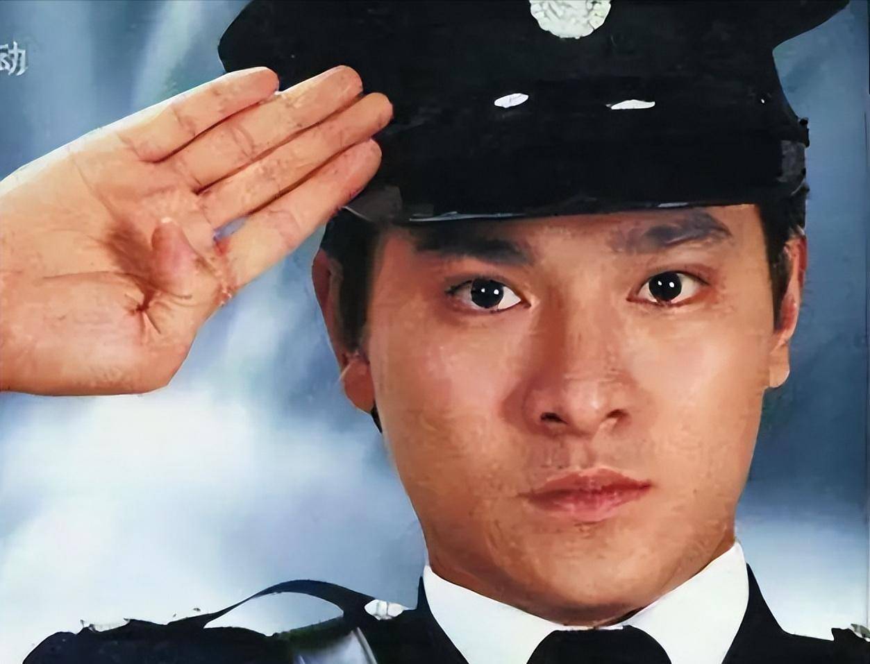 母亲46岁生下她,父亲刘德华用亿万富养,如今13岁她成了这个模样