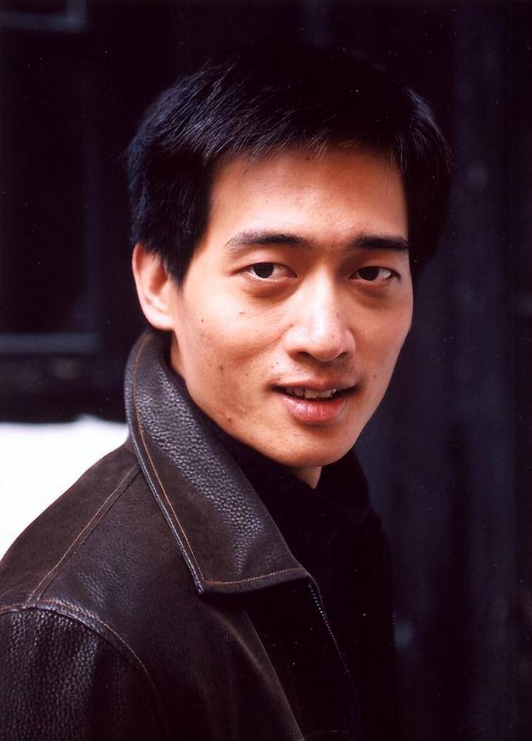 著名演员公磊,一个被长相耽搁,坐了二十多年冷板凳的沧海遗珠