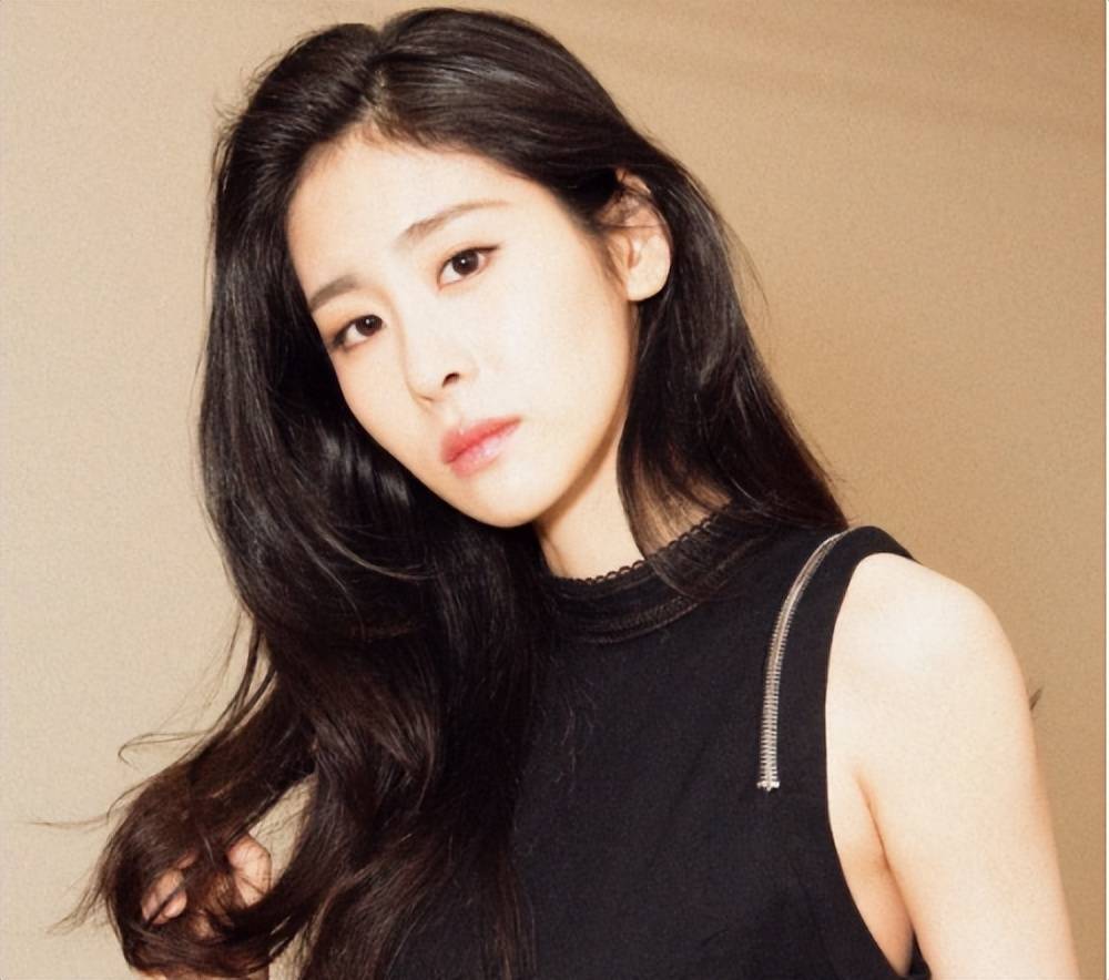 不要名分就要女儿,聪明的张碧晨看着输的一败涂地,其实赢了一切