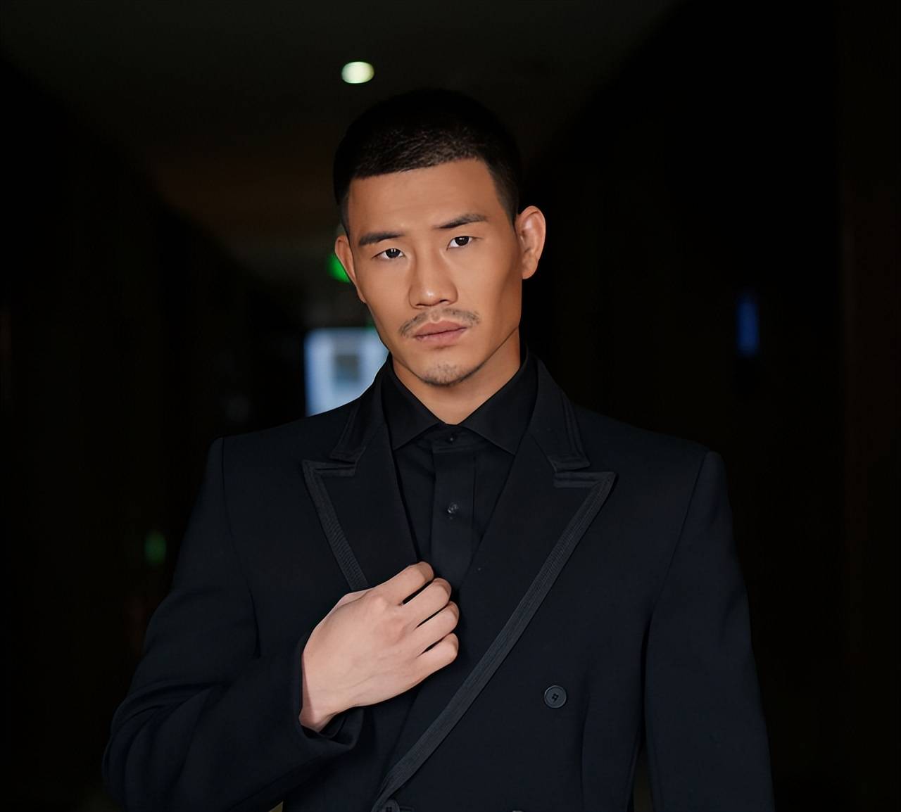 嘎子口碑翻车还进了拘留所,终究把自己作成了"反派"