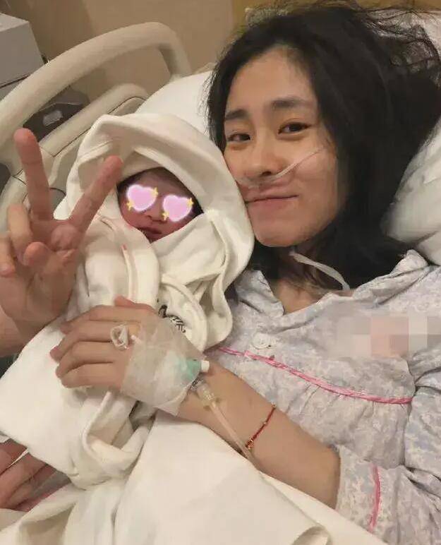 大瓜!曝34岁张碧晨与24岁小鬼恋爱,两人相差10岁,双方回应了