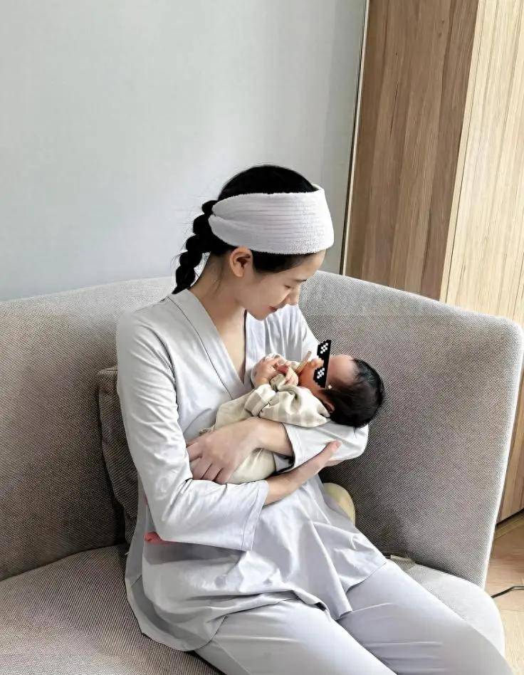 生娃会经历啥？上面流泪,中间流奶,下面流血,全身流汗