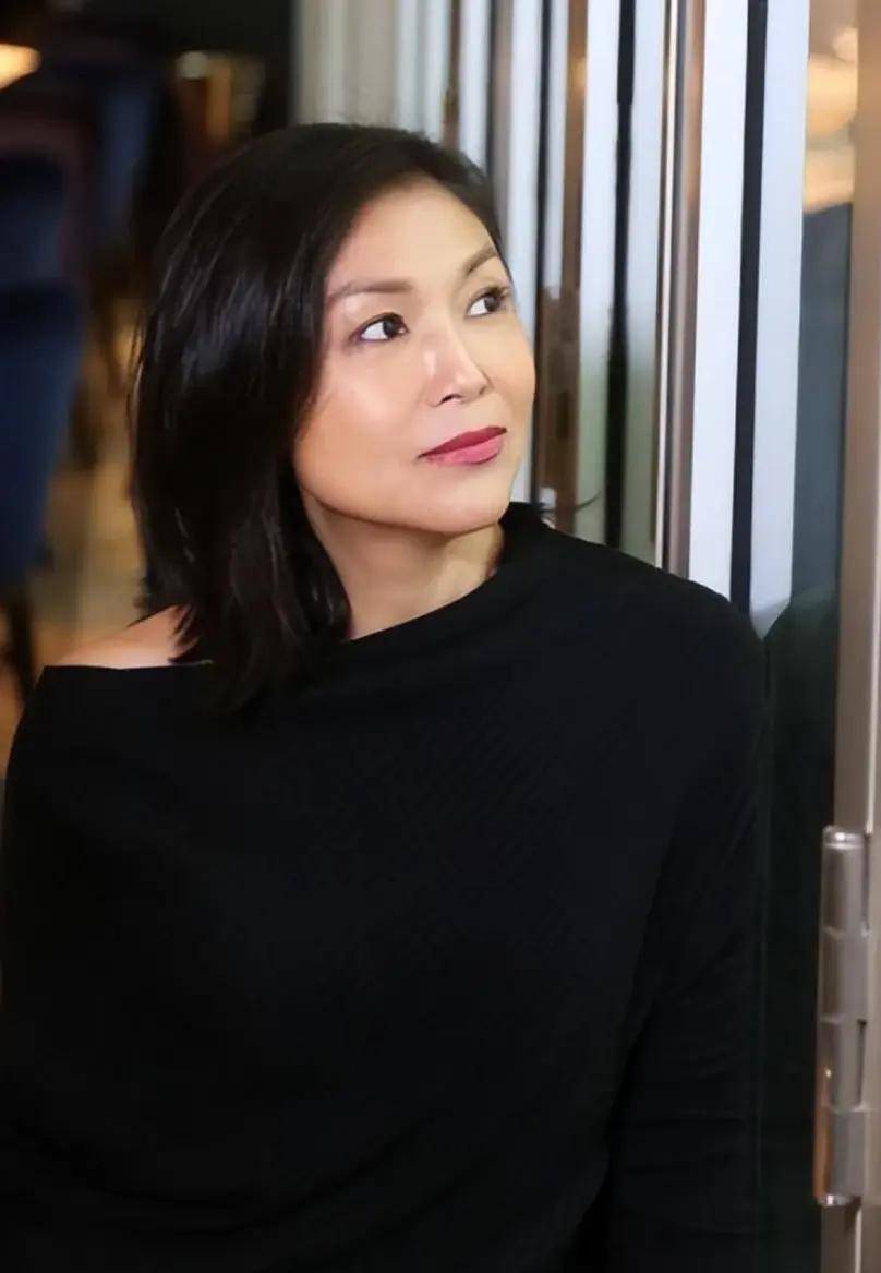 "港姐"拿督夫人与"香港美女"张凤妮,演苗翠花中的二姨太