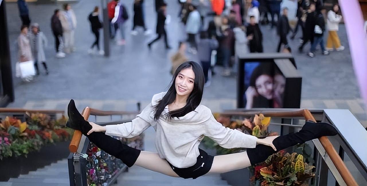 艺体女神舒思瑶:因美腿走红,退役嫁入豪门,转型当教练很成功