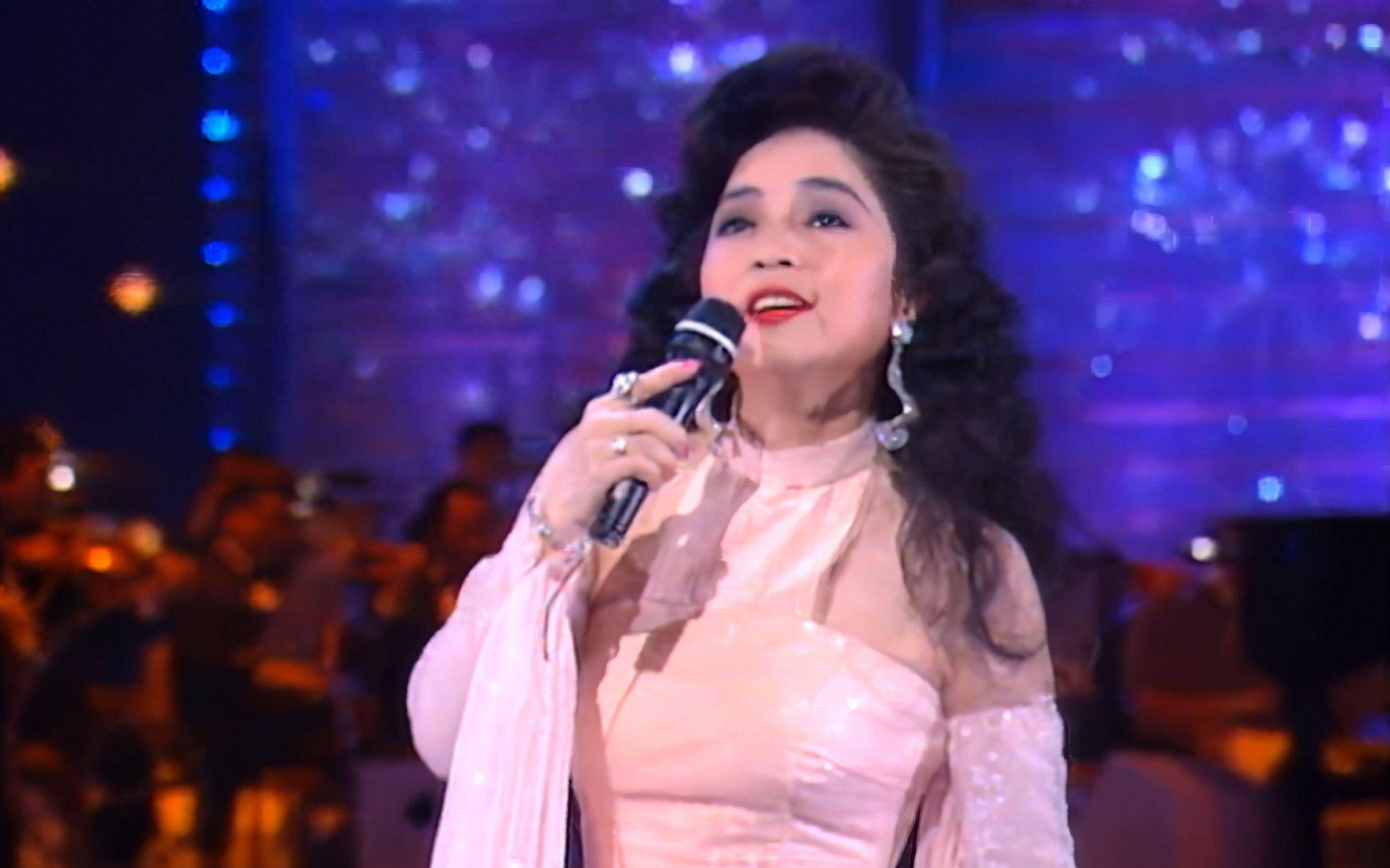 徐小凤:我这辈子正确的决定,就是宁愿不结婚也不离开中国