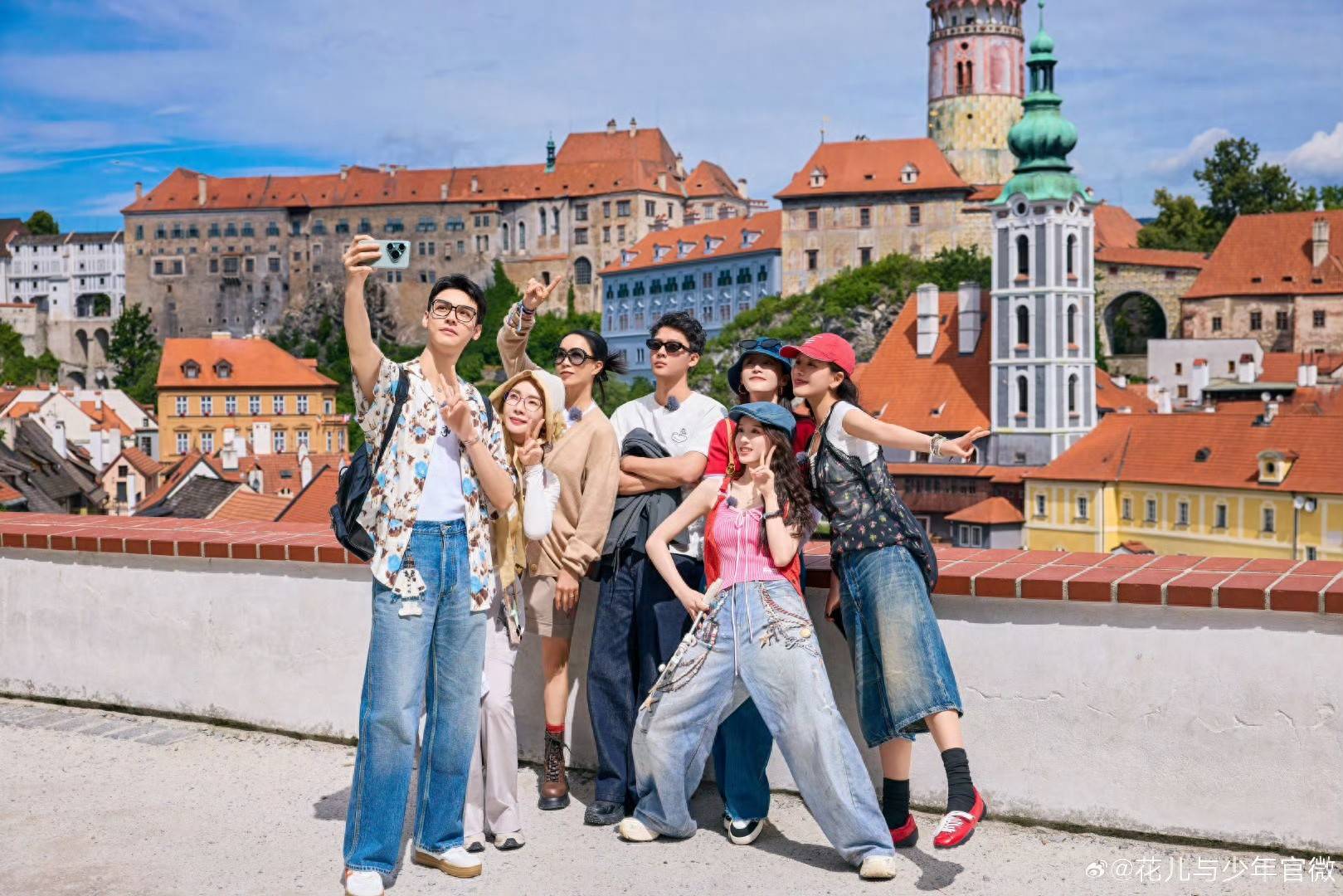 《花儿与少年·同心季》挪威站封神，继第四期再次登榜综艺第一 