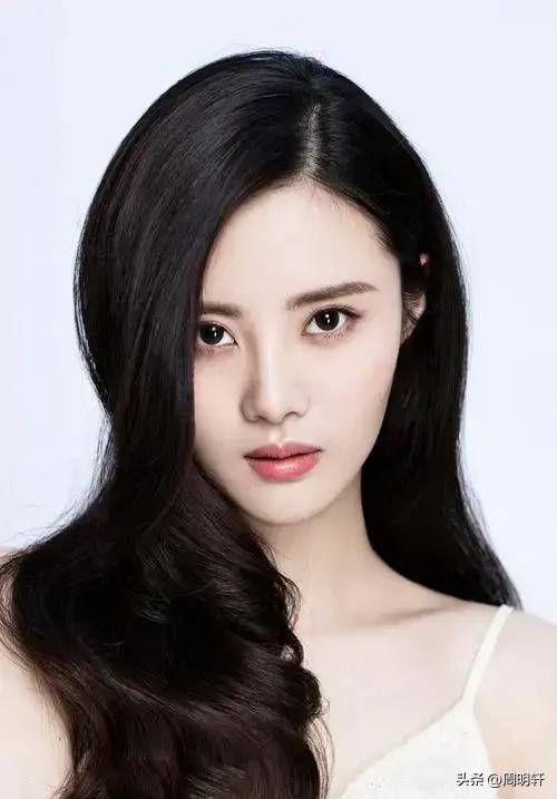 2019年,李光洁与隋雨蒙喜结连理