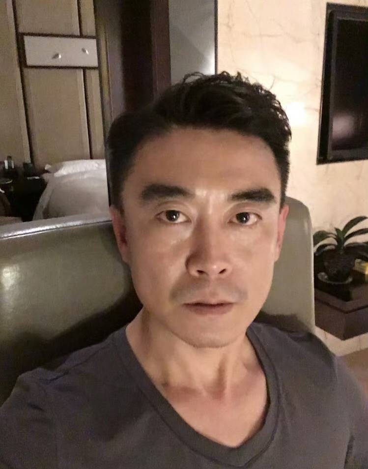 徐光宇:曾是配演演员,误打误撞走上了拍戏之路