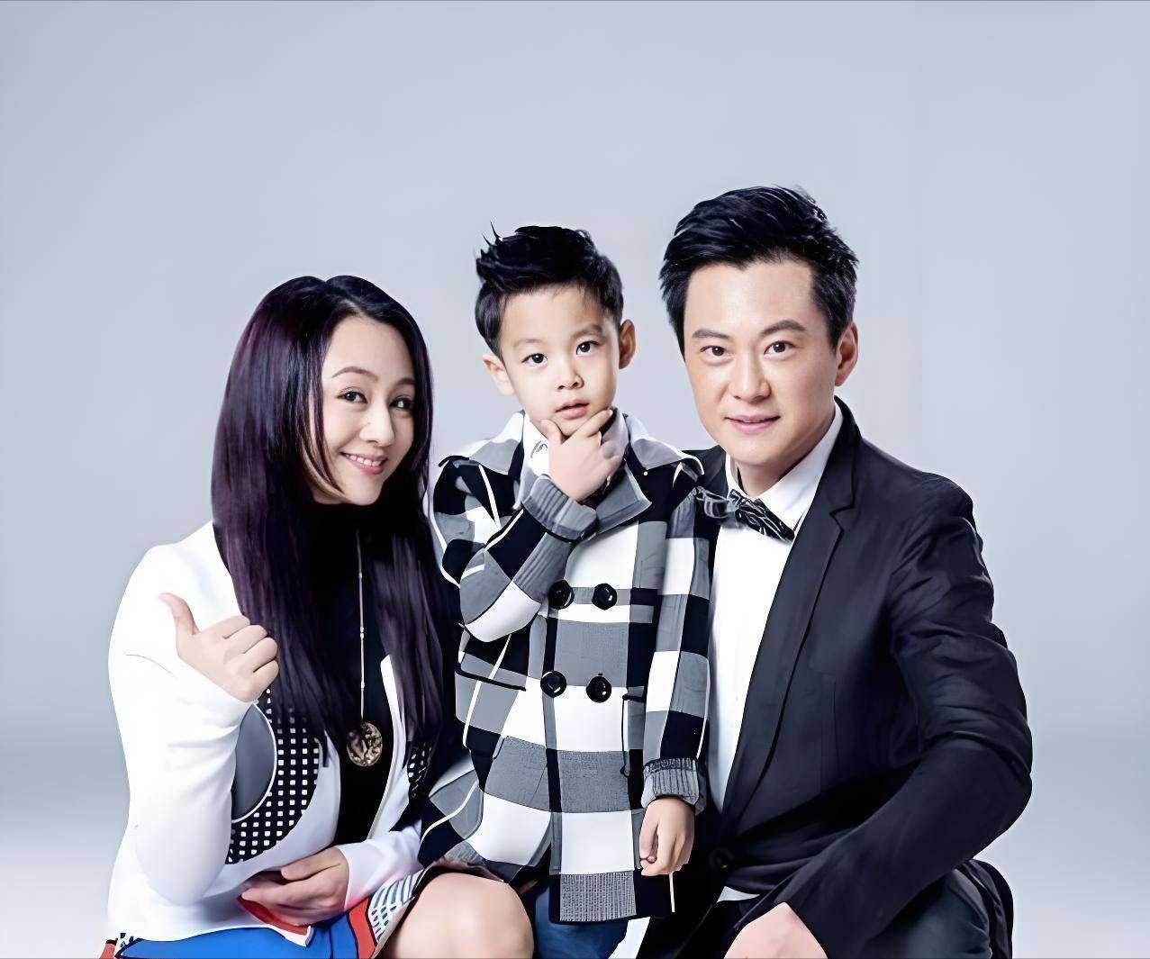 曹颖:巅峰时结婚生子,51岁复出被群嘲,今自曝因焦虑症服药20年