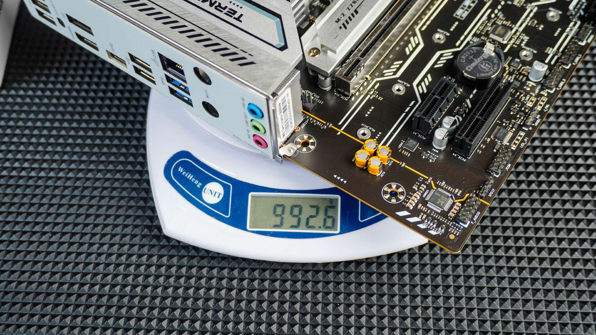 装机当然要选对的！性价比主板之选，铭瑄B860终结者主板