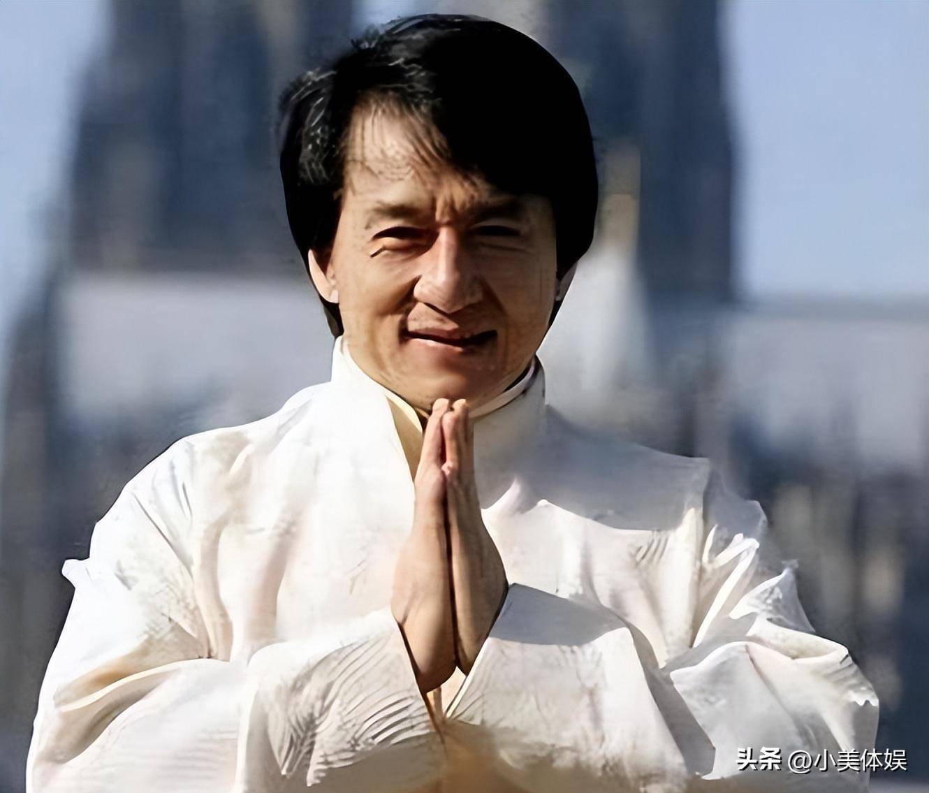 被成龙"泡过"的4位女星,个个年轻时尚!是虚情假意还是真爱