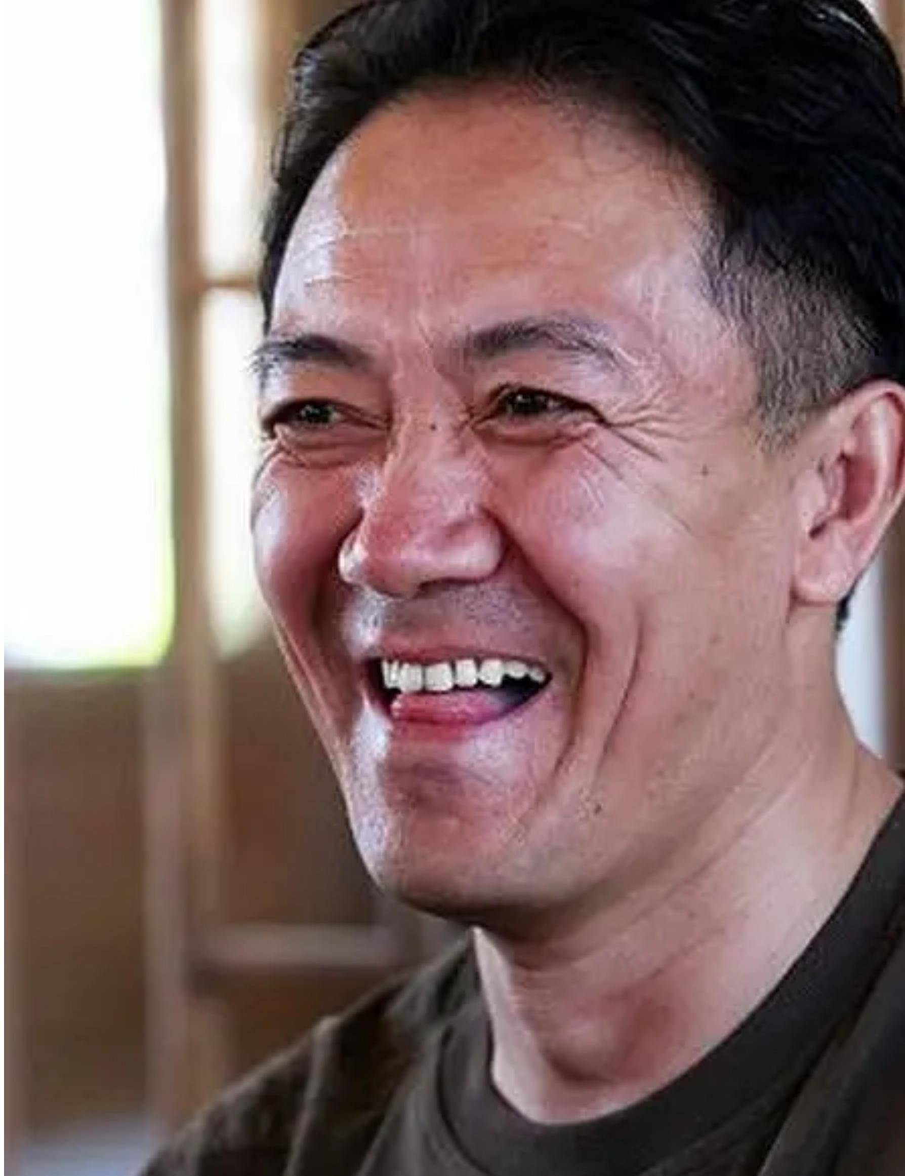 为了给妻儿更好的生活,李幼斌带着全家北上闯荡
