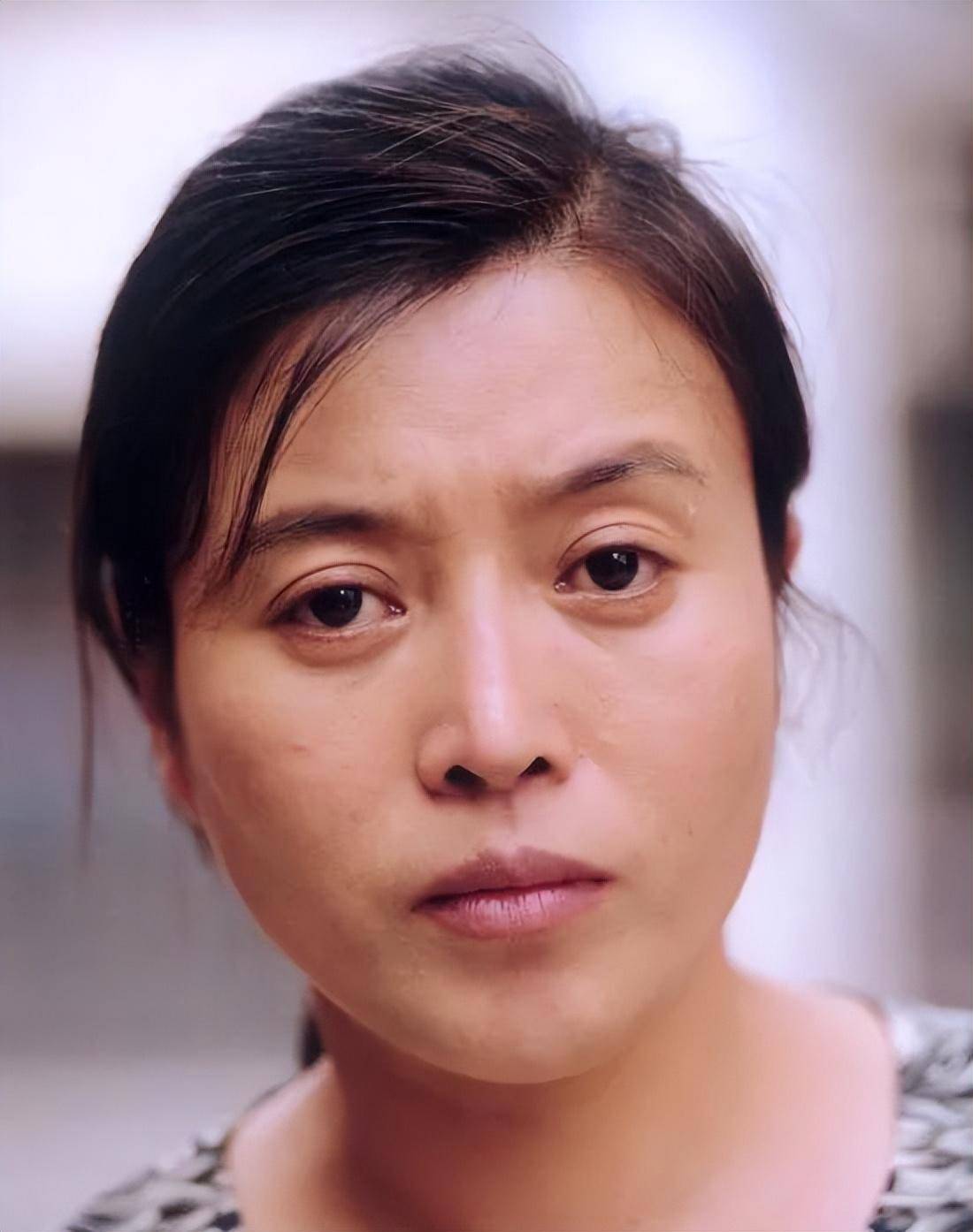 孙红雷前女友丁嘉丽至今未婚头发花白,后悔捧红孙红雷