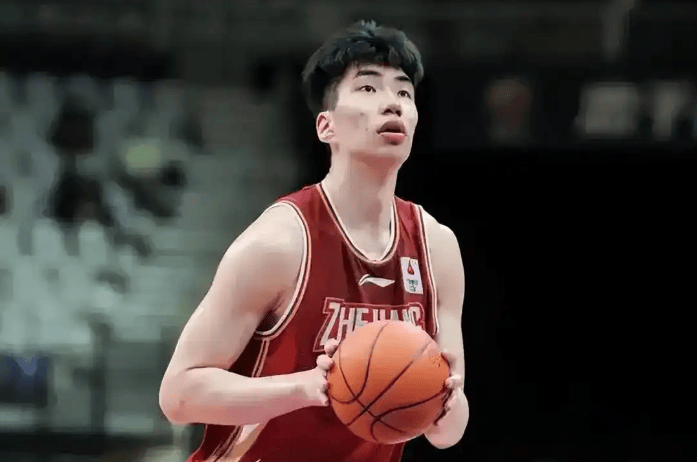 正式退出，余嘉豪发声，官宣决定，浙江队同意，吴前期待