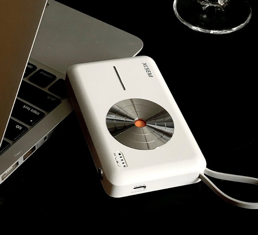 哪个牌子充电宝质量比较好?最好的充电宝10大排行榜品牌,2025年总结10款最值得入手充电宝品牌,超全充电宝选购攻略别错过!