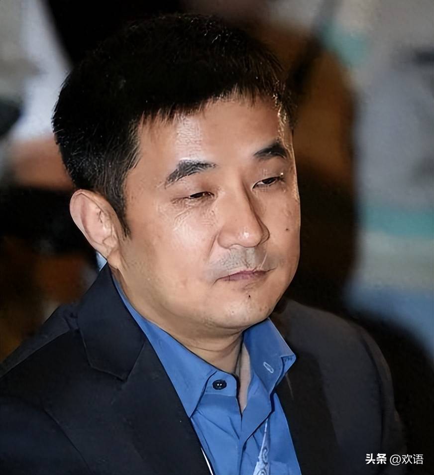 火后与富豪卷款61亿逃亡国外,现在的她过得如何