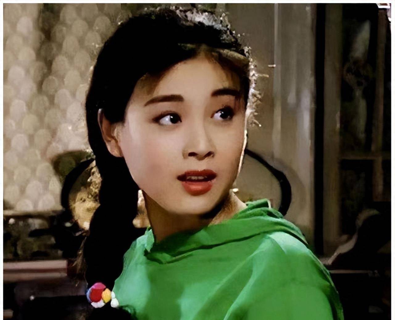 "最美赵飞燕"赵明明:嫁给英达弟弟却遭丈夫不忠诚,现54岁无人知