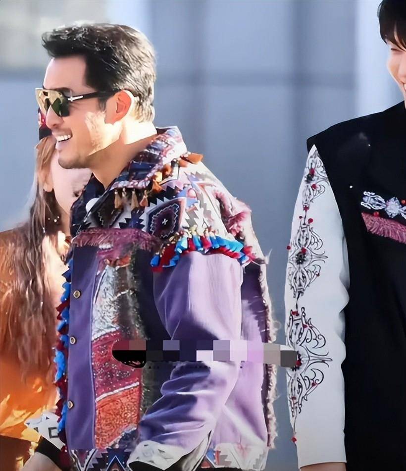 没眼看了!47岁沙溢和26岁宋雨琦亲吻照曝光,妻子胡可体面被撕碎