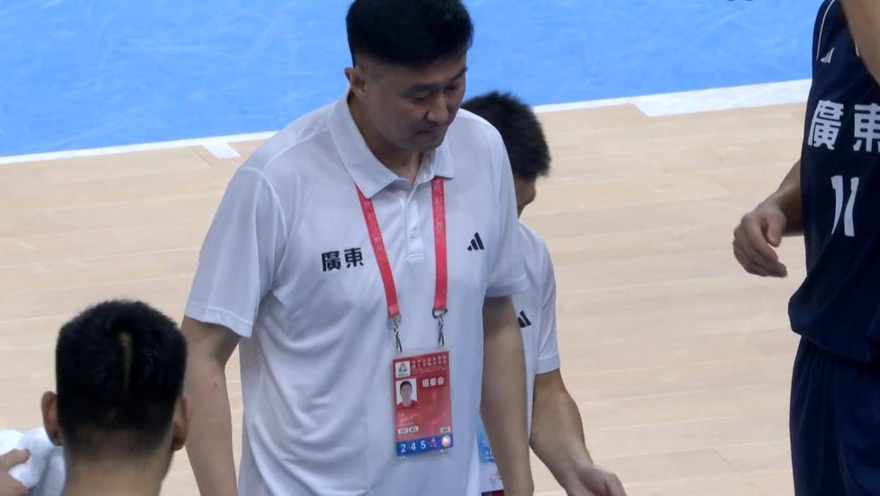 三线夺冠后！杜锋将高升，广东队可能换帅，李春江接任新主教练？