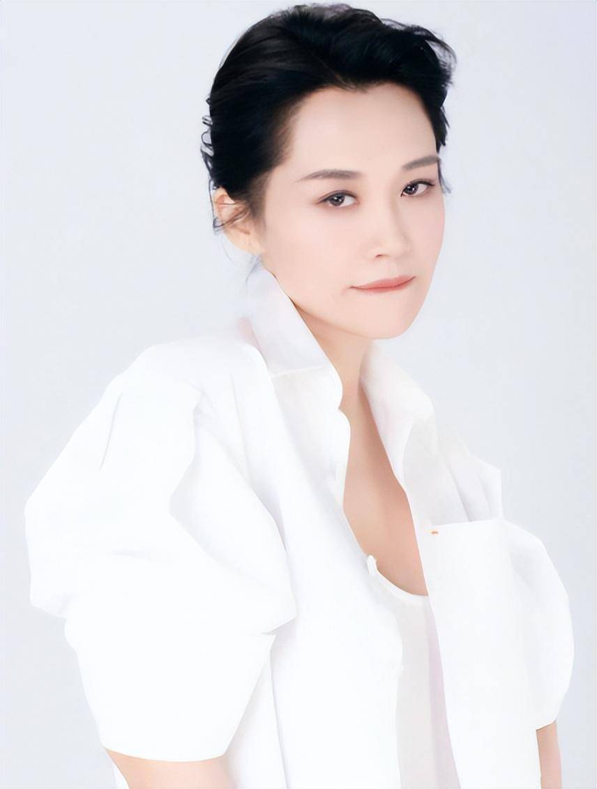 "风流成性,老少通吃",54岁的许晴,为什么越老越辣