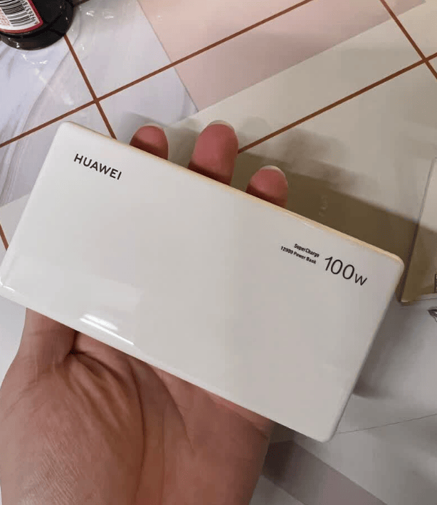 十大公认最耐用充电宝有哪些？性价比高的充电宝排行榜前十名