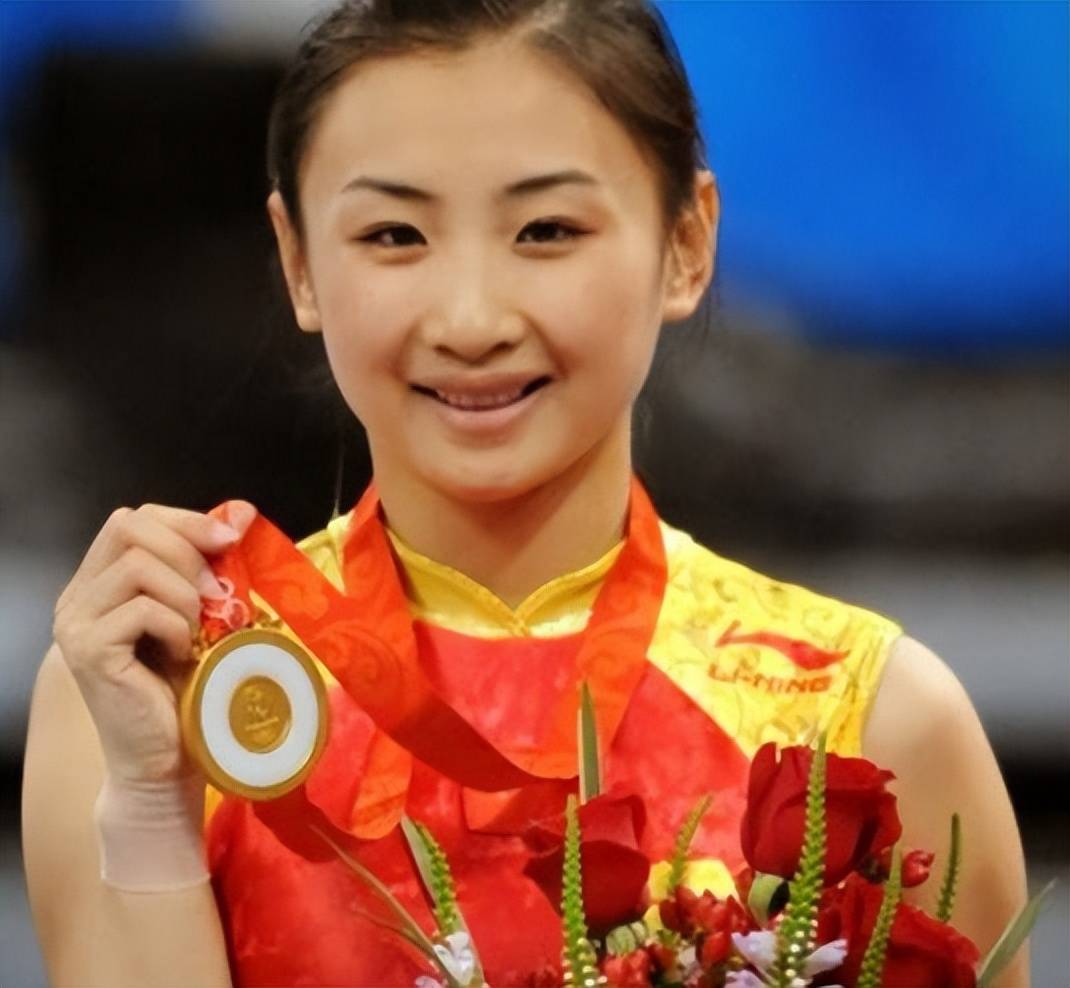 何雯娜和陈一冰分手,未婚先孕嫁入豪门,老公资产过亿,如今怎样