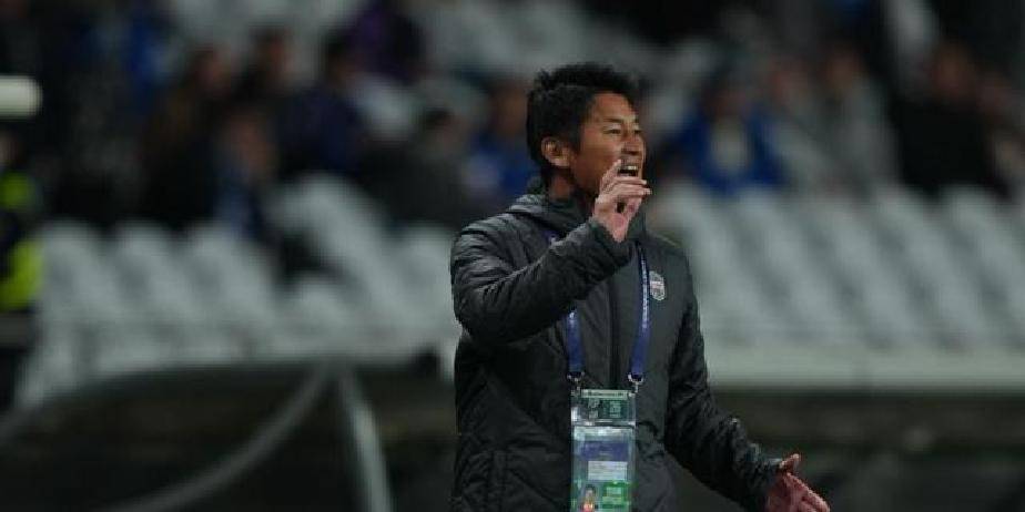 0比2惨败！上海申花亚冠首负神户，主帅直言：整体配合欠佳