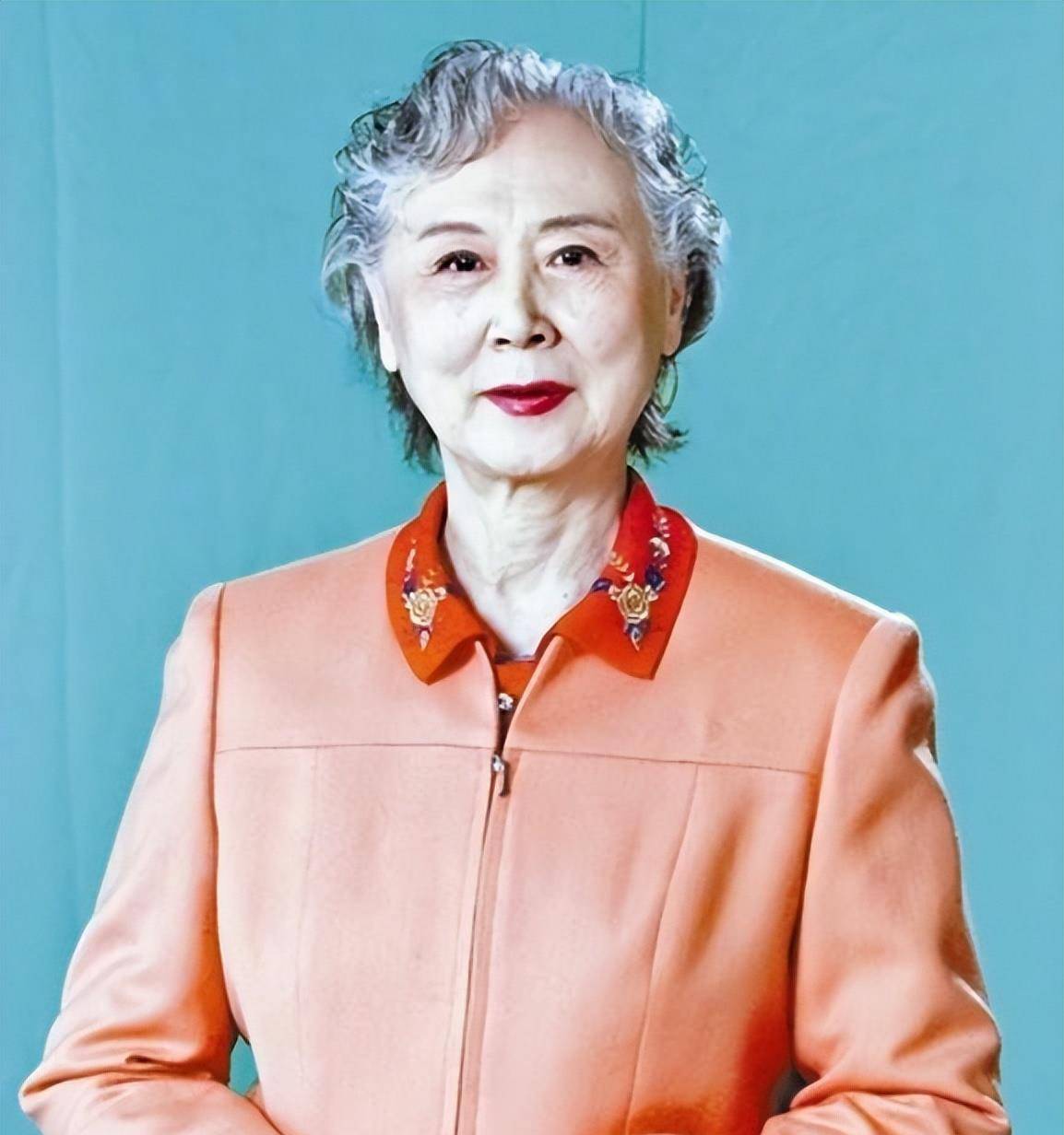 83岁京剧艺术家刘长瑜依旧用嗓子征服全场