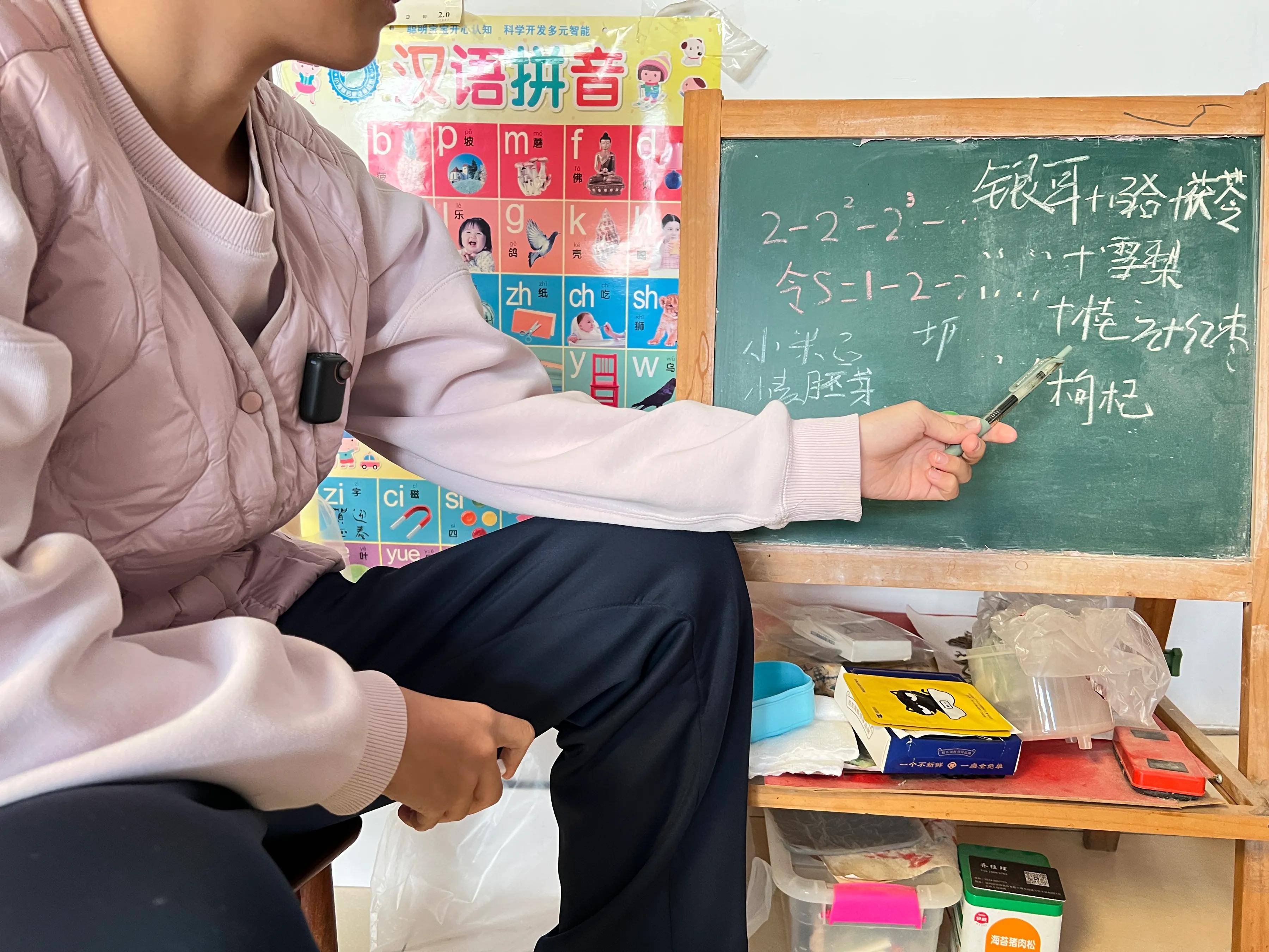 南卡Qmic领夹麦克风实测：触控屏幕，录音棚级音质