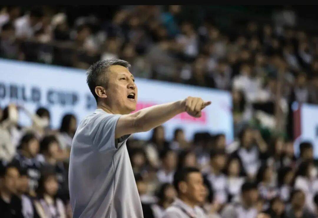 大战一触即发！中国男篮第二阶段不容有误，三大悍将或压哨驰援郭士强