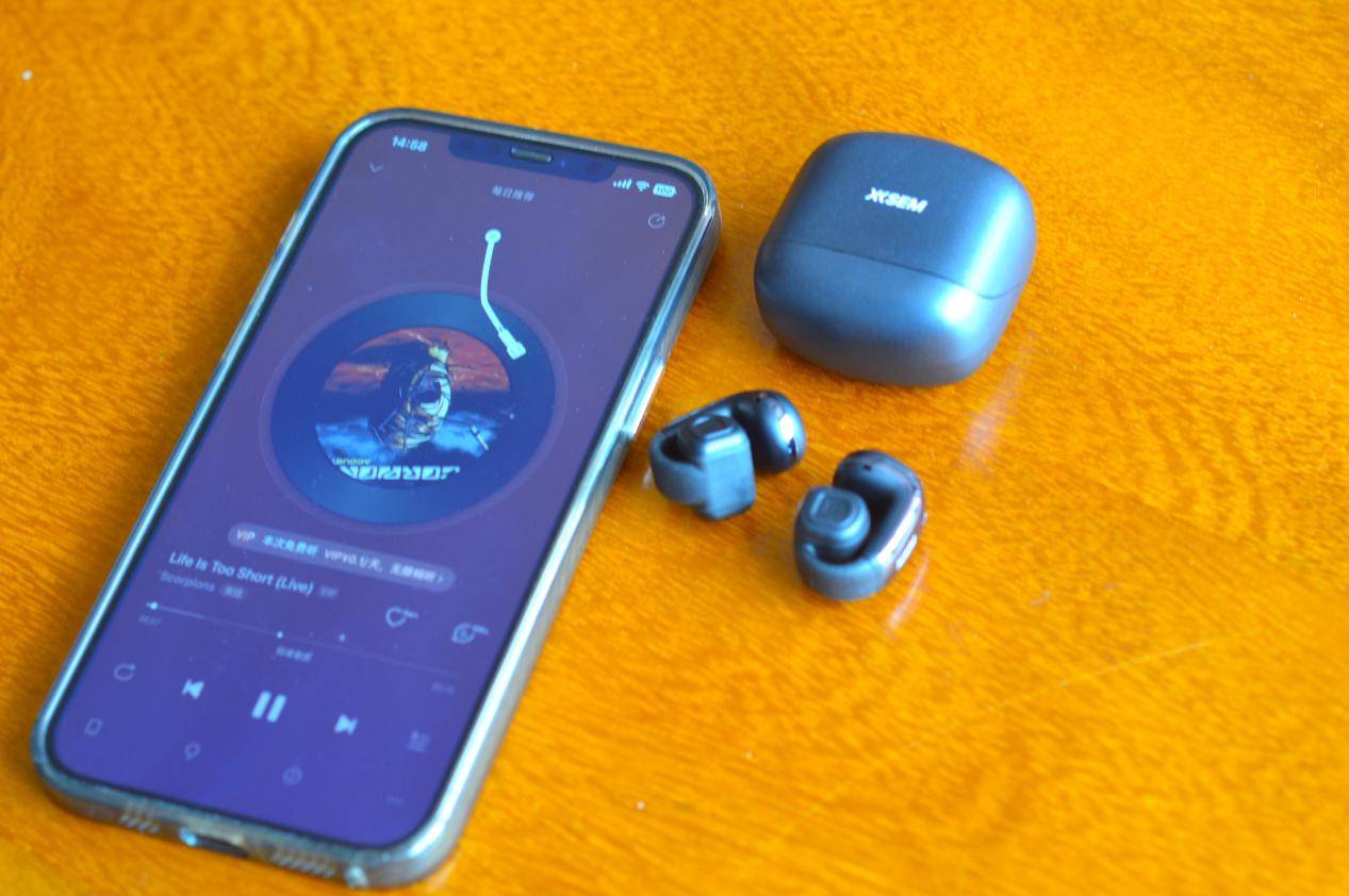 百元级耳机卷王来了，千元级音质的西圣Plume耳夹式耳机