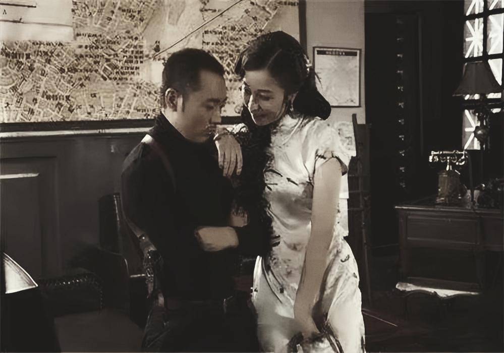 美女特务张春莲:为掩盖身份嫁一老农,潜伏大陆30年还生8个孩子