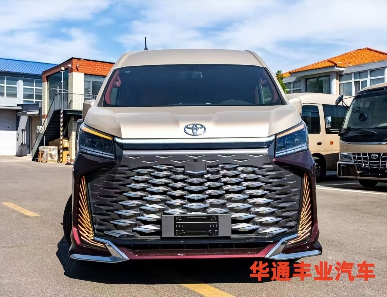 新款丰田海狮现车-新款7座海狮多少钱_搜狐汽车_搜狐网
