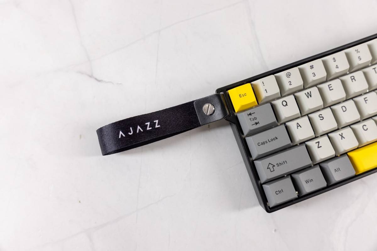 颜值高,手感好,高RT精度,黑爵AK680 V2 RGB磁轴电竞键盘体验